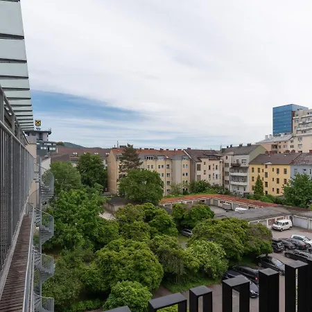 Limehome Schillerstrasse 아파트호텔 린츠
