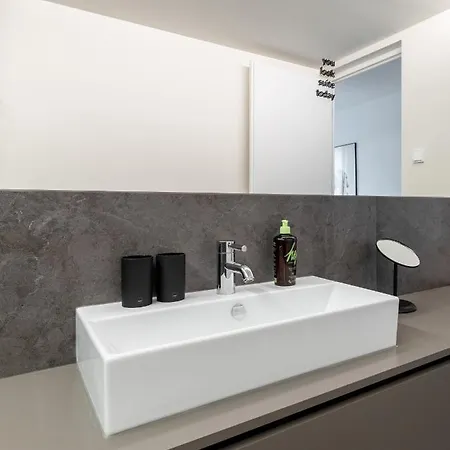 Limehome Schillerstrasse 아파트호텔 린츠