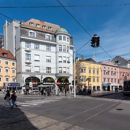 Limehome Schillerstrasse Aparthotel 3*