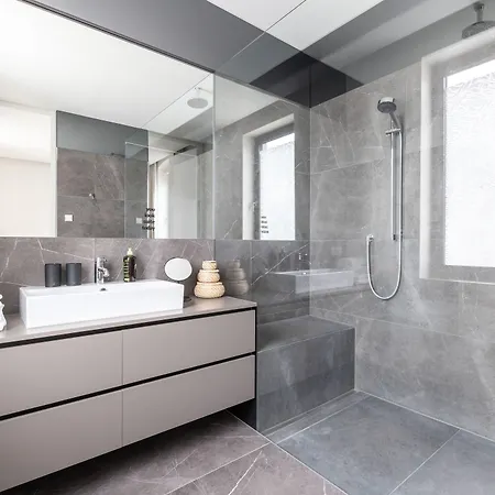 Limehome Schillerstrasse 3*