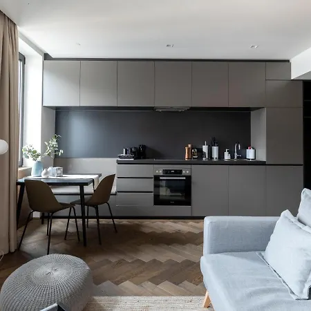 Limehome Schillerstraße Aparthotel